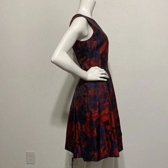 Taylor Blue Red Romantic Goth Floral Jacquard Whimsigoth Fit & Flare Dress Sz. 6 - Picture 6 of 8